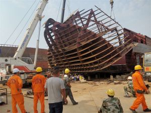船舶建造中